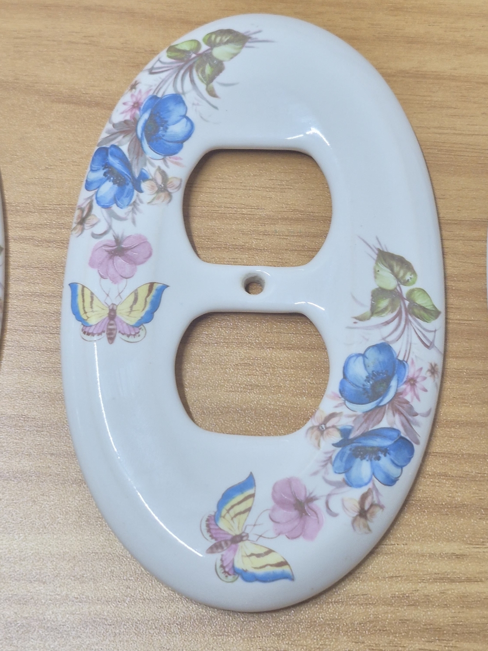 Vintage Oval Porcelain Light Switch & Outlet Covers 6Pc Set Floral Butterfly - Picture 6 of 16